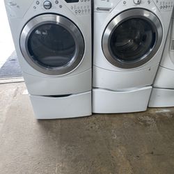 Whirlpool Set Washer And Dryer Gas Good Condition We Delivery 