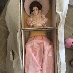 Franklin Heirloom Dolls