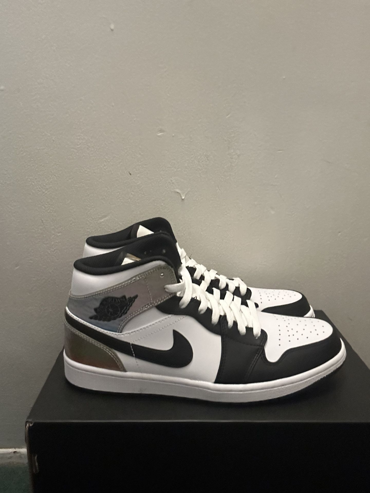 Brand New Jordans 1