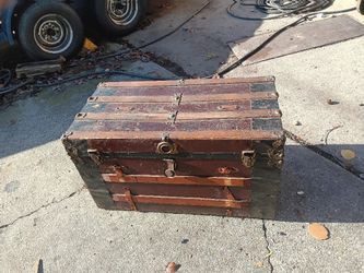 Steammer Trunk
