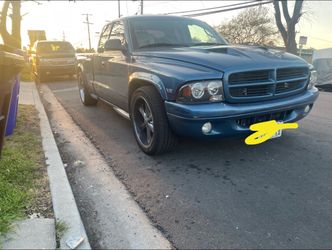 2003 Dodge Dakota
