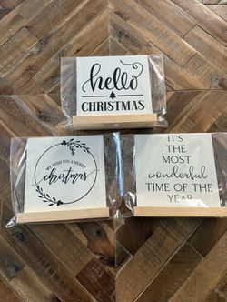 Christmas Signs 7x7 On Stand