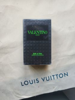 Valentino green stravaganza