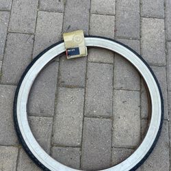 Schwinn S-7 Tire