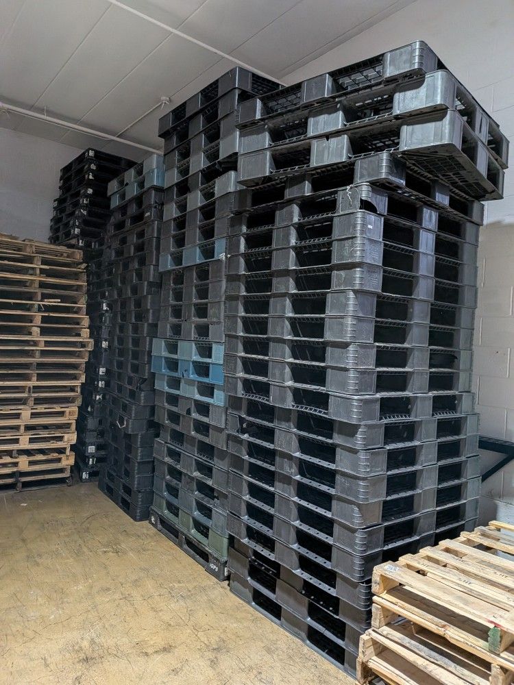 Plastic Pallets Free 