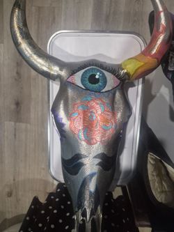 "Eye Bull"