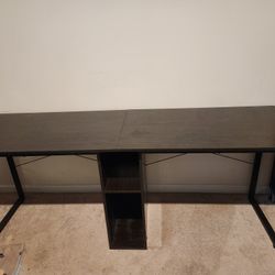 Double Desk 