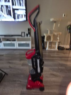 Red Upright Bagless Vacuum Cleaner