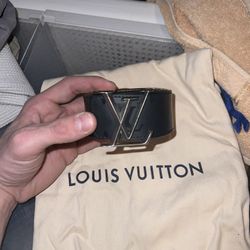 Louis Vuitton Men’s Belt 