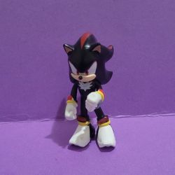 Sonic Prime CSonic Prime Collectible Figures Shadow the Hedgehog PMI 2.5" Tall. 