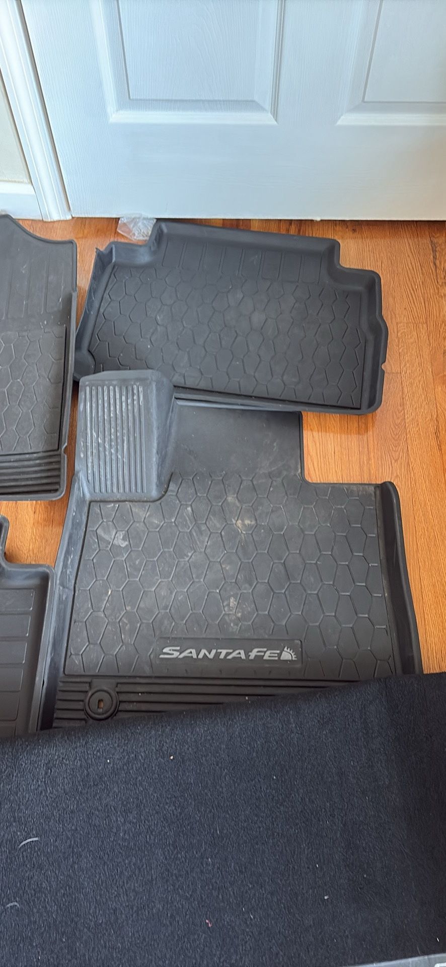 Hyundai Santa Fe All Weather Mat Set