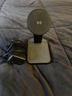 Mophie 2-in-1 Charge Stand & Pad 15w Wireless Charger