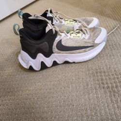 Nike Running Shoes Size 8