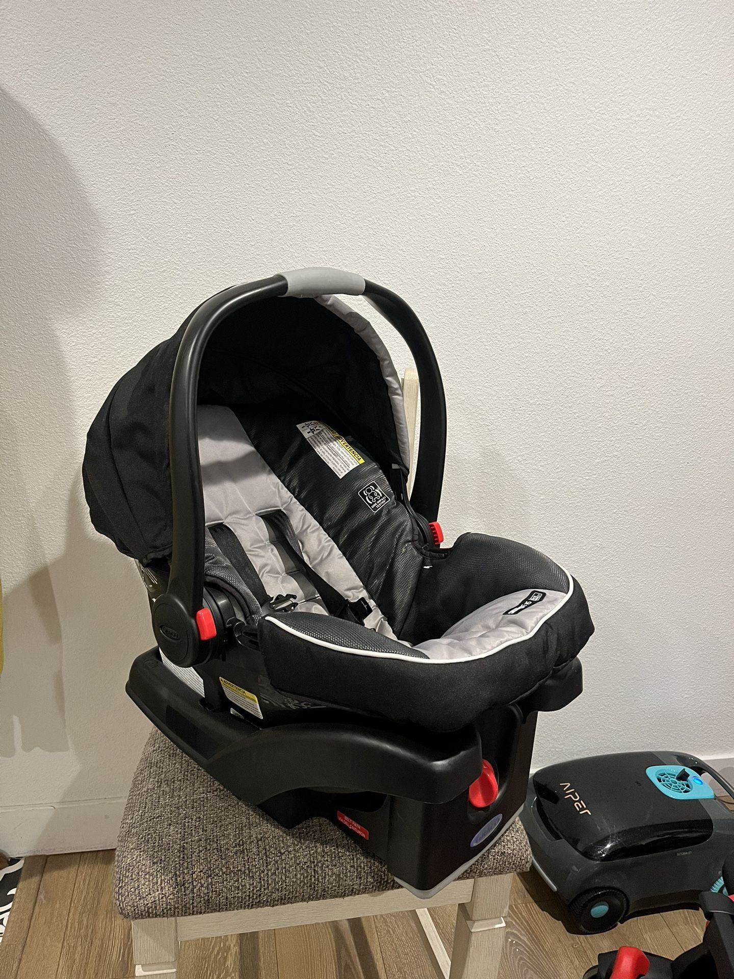 uppababy vista infant snug seat CRUZ V2 Stroller & Lucy Hot Pink Lululemon Fanny Classic Gold Infant Snug Seat are Reel Model:3-4 Weight