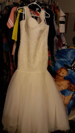 Wedding dress size 12 off-white or eggshell color
