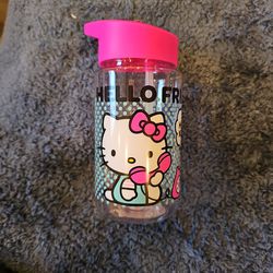 Hello Kitty Cafe Thermos Water Bottle 18oz Sanrio for Sale in Elk Grove, CA  - OfferUp