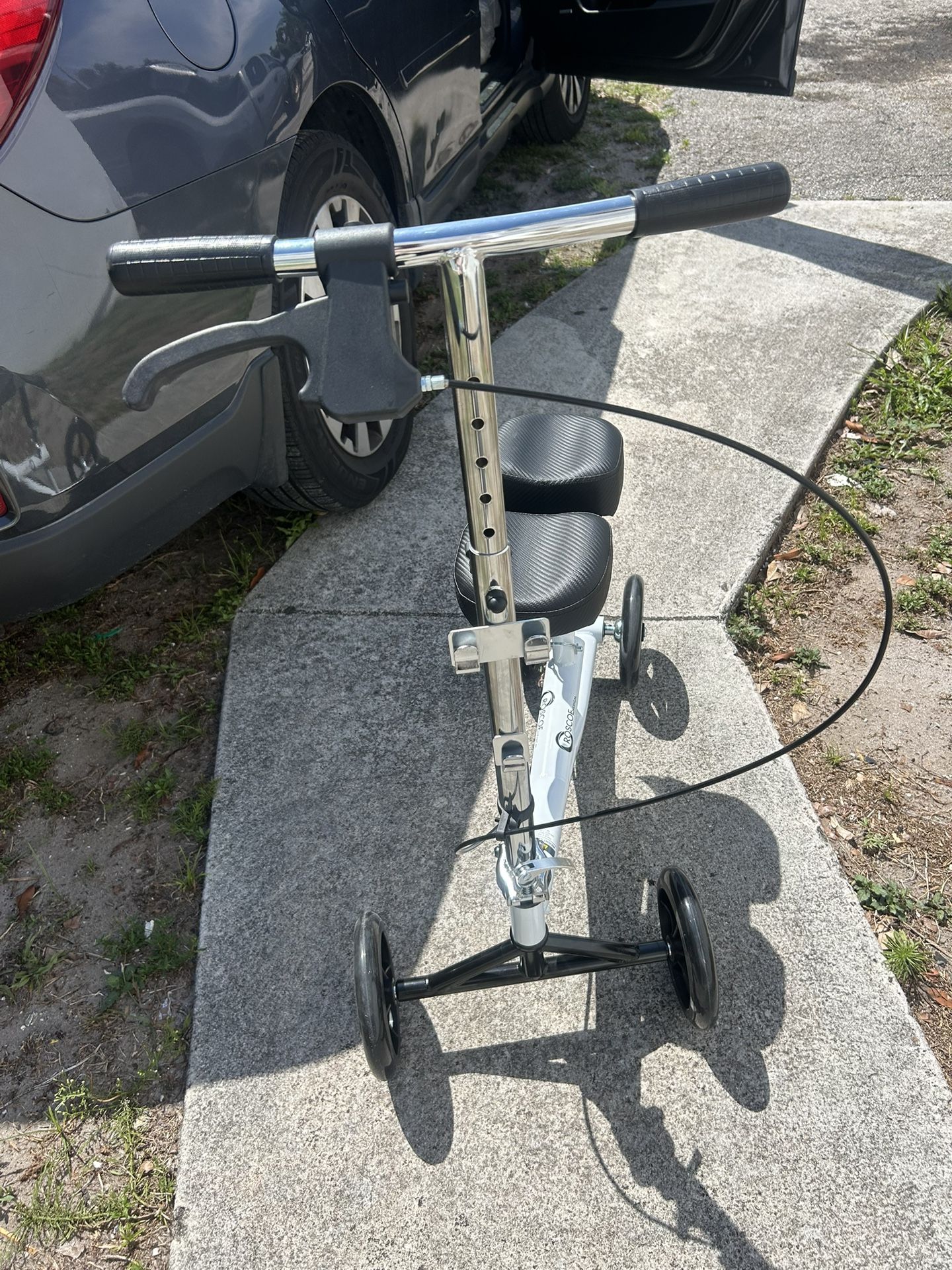 Like New Knee Scooter
