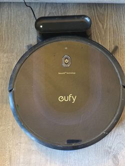 eufy Robot Vacuum 15C Sim, Max 2000pa Suction, Super Thin, Robot Vacuum Cleaner, Self-Charging Robotic Vacuum Cleaner