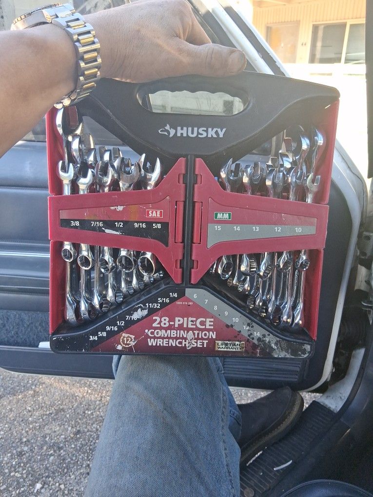 Husky 28 Piece Combination Wrench Set