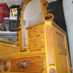 Antique Victorian Era Walnut Bedroom Set