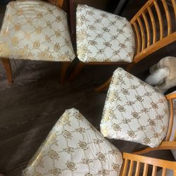 4 Chair 