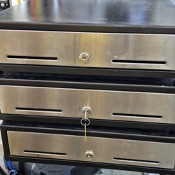 5 NCR cash Drawers