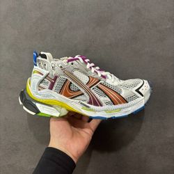 Balenciaga runners