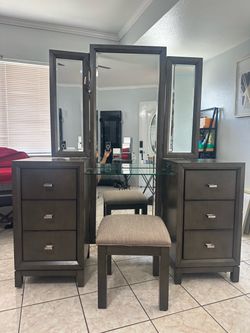 Grey 6 drawer vanity set