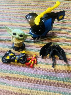 Toy Lot ( Funko, Imaginex, Marvel, Mothman)