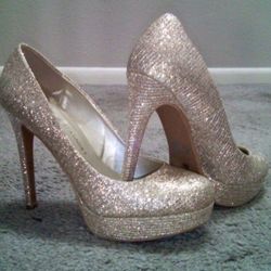 Chinese Laundry Gold Shimmer Pumps 