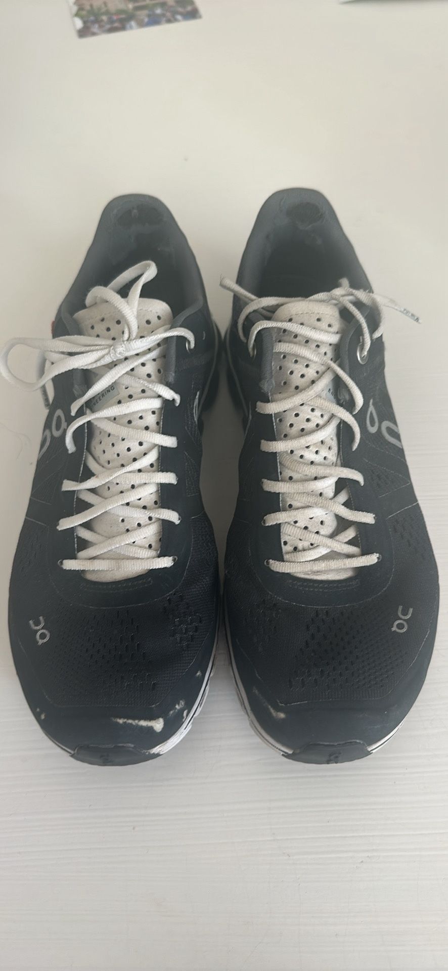 On Cloud Women’s Sneakers Sz 8 *please See All Pictures*