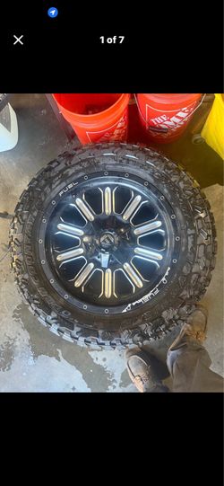 20” Method Rims and 33 Toyo tires