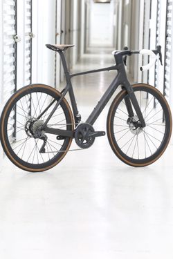 Scott Addict eRIDE 10 54cm Ultegra DI2 Full Carbon Fiber E-bike + Carbon wheels
Only 113 miles!