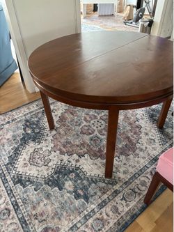 Make offer!!Dining Table solid wood round 41x30