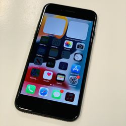 IPhone 7 128GB  Fully unlocked 