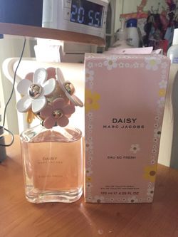 DAISY Marc Jacobs Perfume 4.25 FL OZ