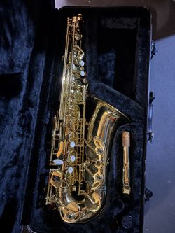 Jbas 200 Saxophone