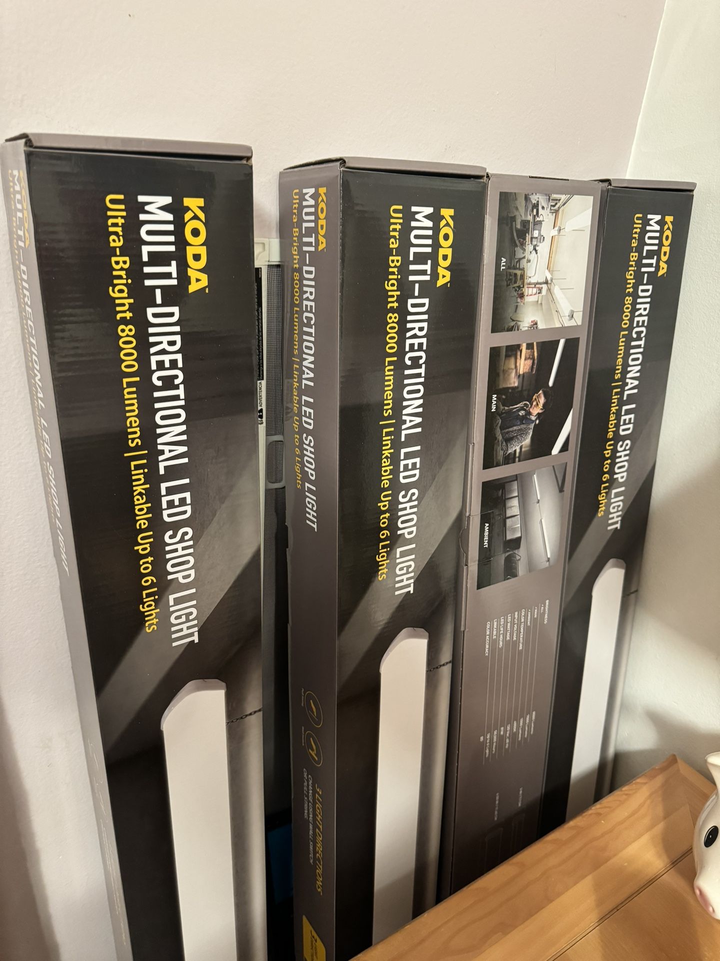 Koda Multi- Directional -LED Shop Light