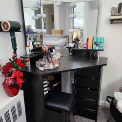 Black colour dressing table with 3 colored LED lights.