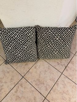 Set of 2 Cream & Black Geometric Throw Pillows – Modern Decor Accent Cushions