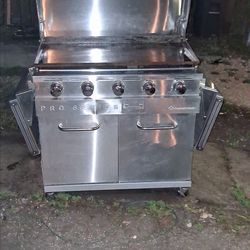 5 burner pro series member marks griddle