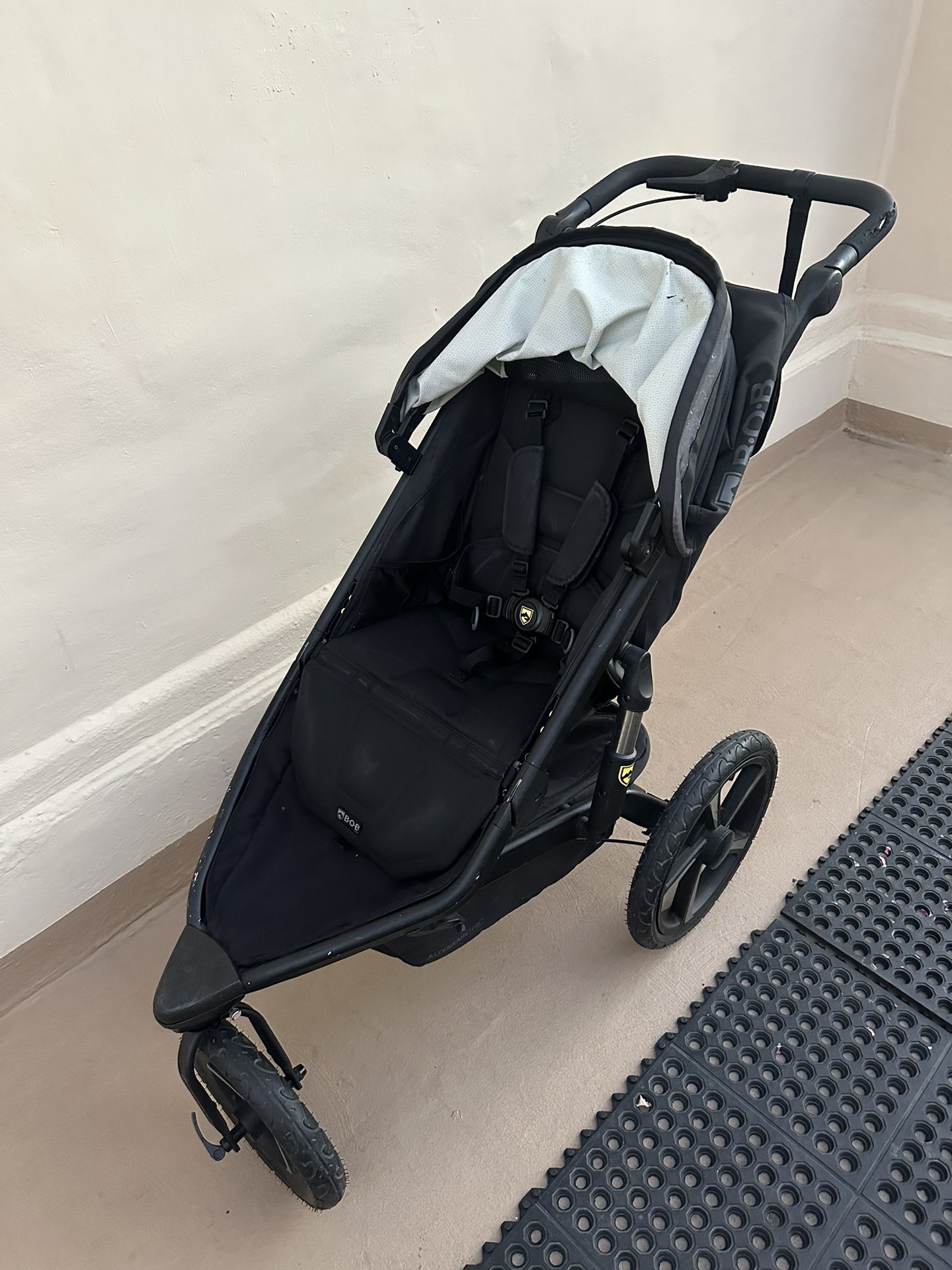 BOB Gear Alterrain Pro Jogging Stroller