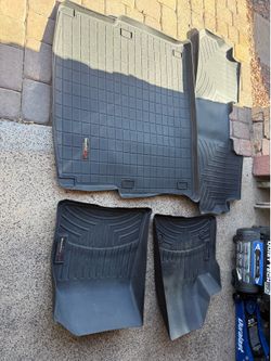 Car floor mats