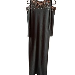 St. John, Size 4, Stunning Dress with gorgeous rhinestones