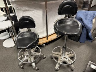 Set of 2 vintage seats