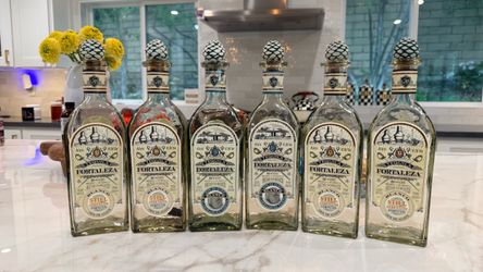 Fortaleza Bottles