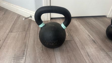 24 kg kettle bell