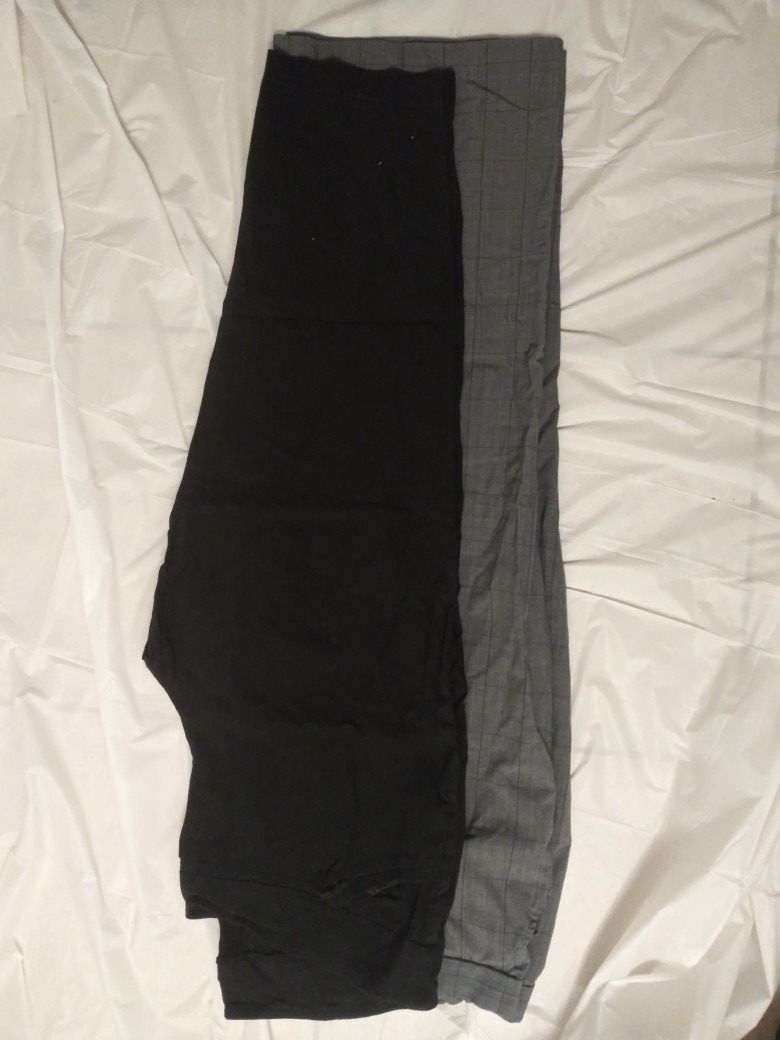TWO PAIR OF SIZE 24 LADIES DRESS PANTS USED $5.00 OFFER