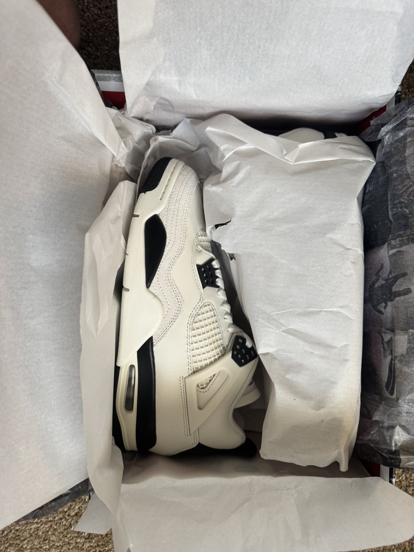 Jordan 4 Retro OG Flight Club Size 9.5