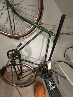 Schwinn racer man bicycle